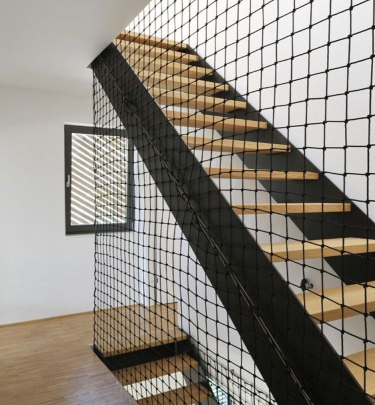 staircase safety nets